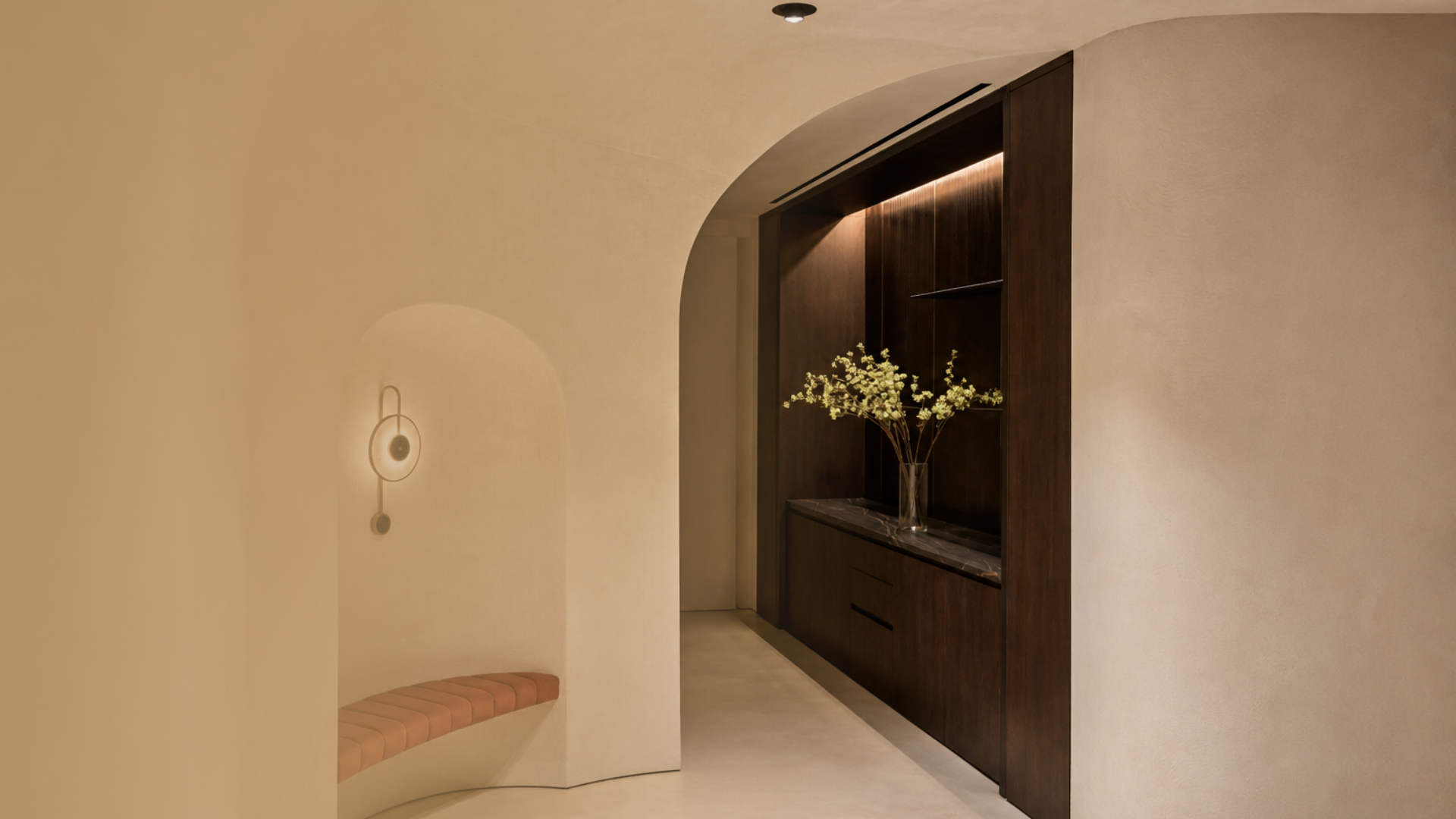 Women’s health consultation room at FAYY Health One Central Dubai